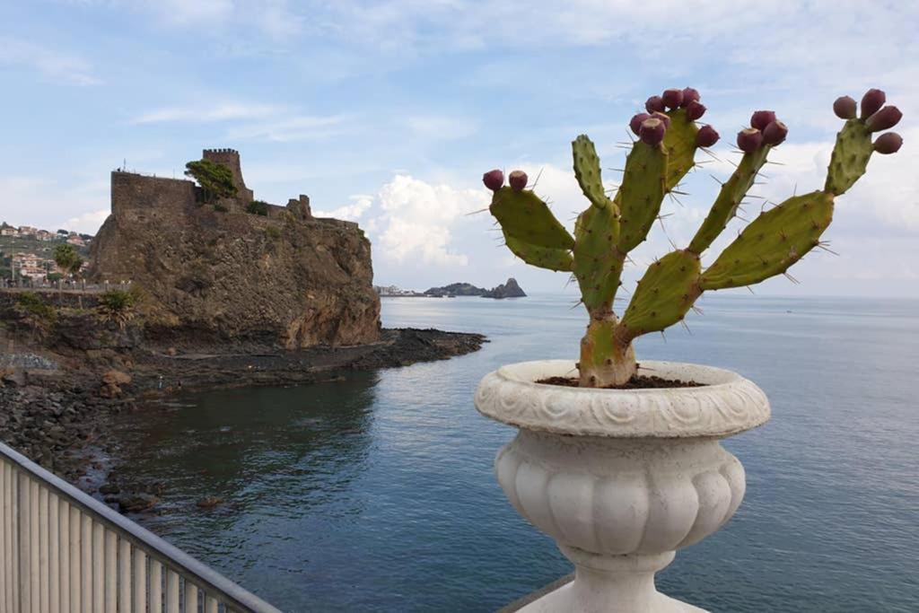 Ferienwohnung Casa Alessia Aci Castello Exterior foto