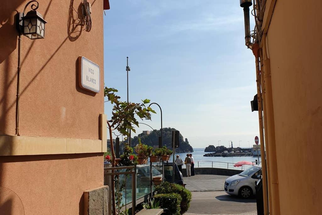 Ferienwohnung Casa Alessia Aci Castello Exterior foto
